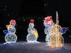 Светодиодная 3D фигура "Снеговик-музыкант"